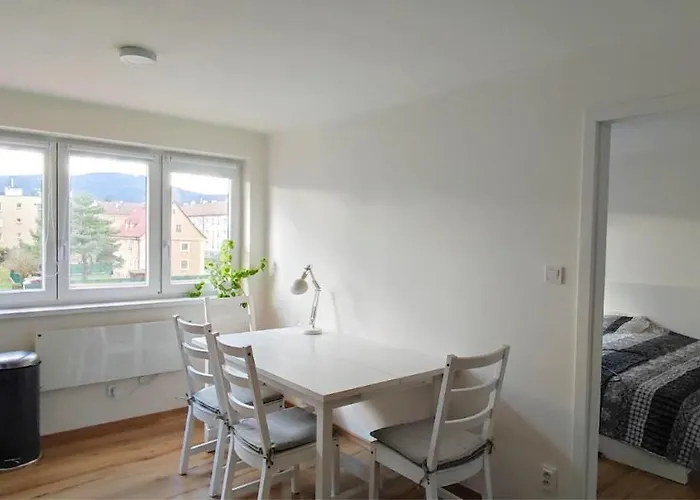 Апартаменты Apartman Pod Jestedem *